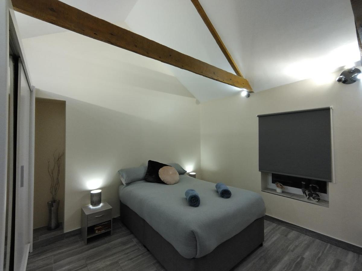 Queens Holiday Apartment Pembroke Dock Exteriér fotografie